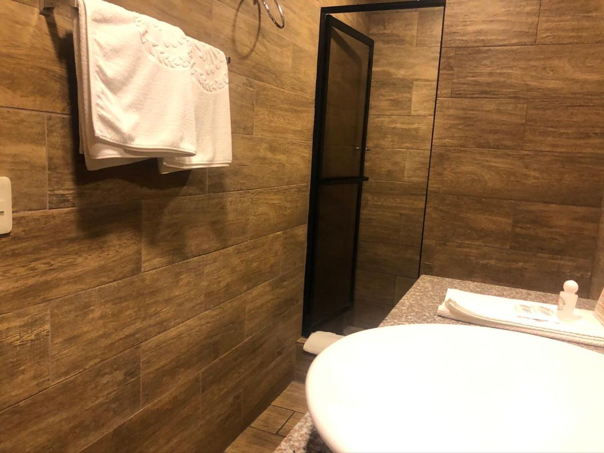 Hotel Ambassador Quito Zewnętrze zdjęcie