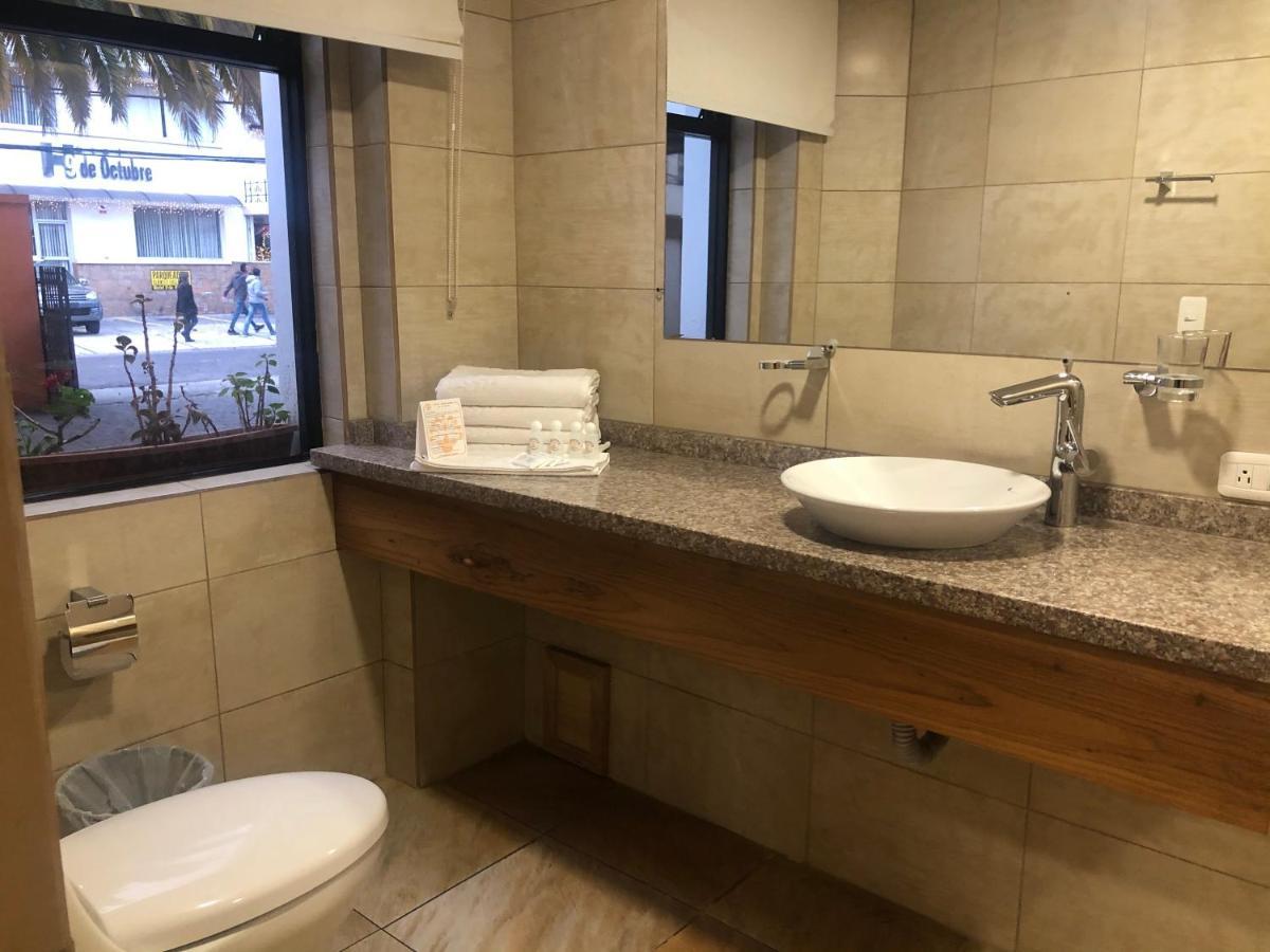 Hotel Ambassador Quito Zewnętrze zdjęcie
