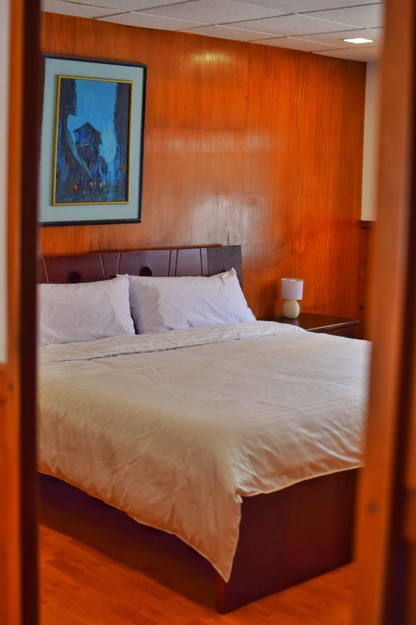 Hotel Ambassador Quito Zewnętrze zdjęcie