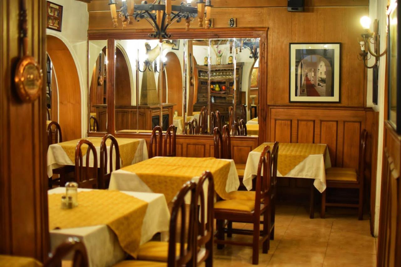 Hotel Ambassador Quito Zewnętrze zdjęcie