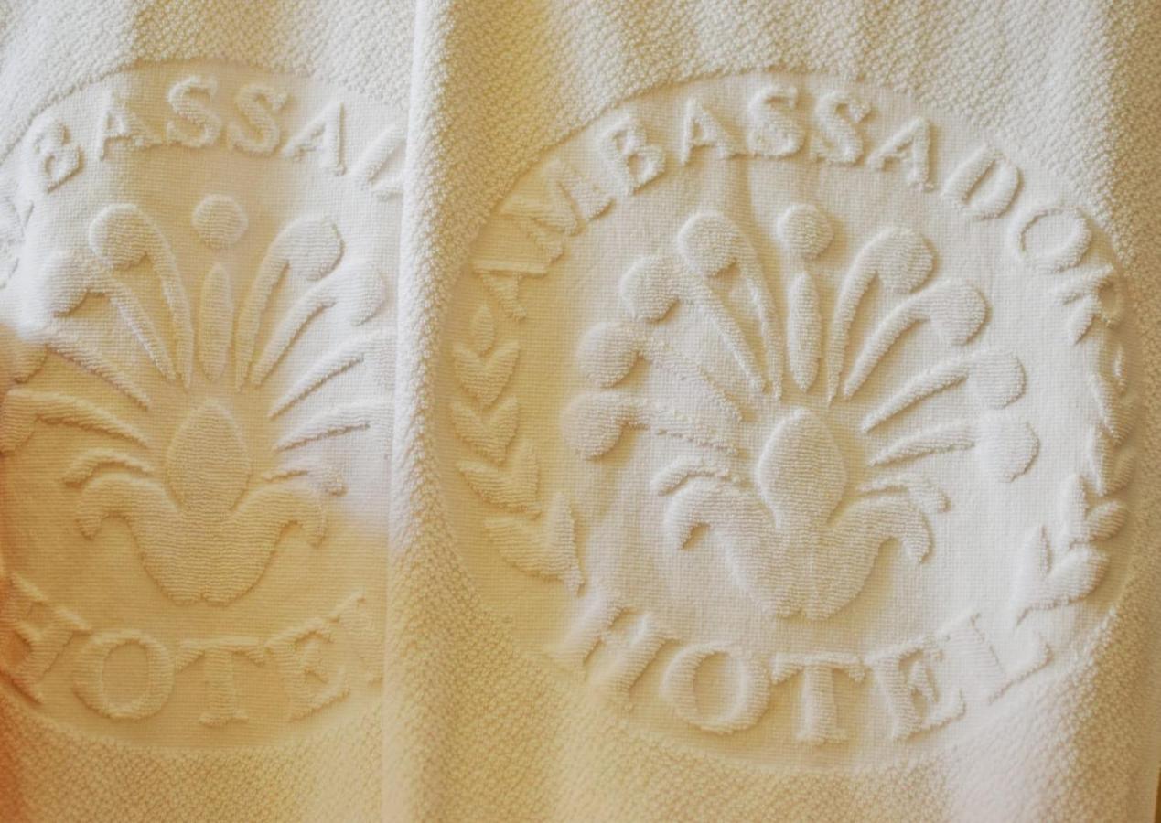 Hotel Ambassador Quito Zewnętrze zdjęcie