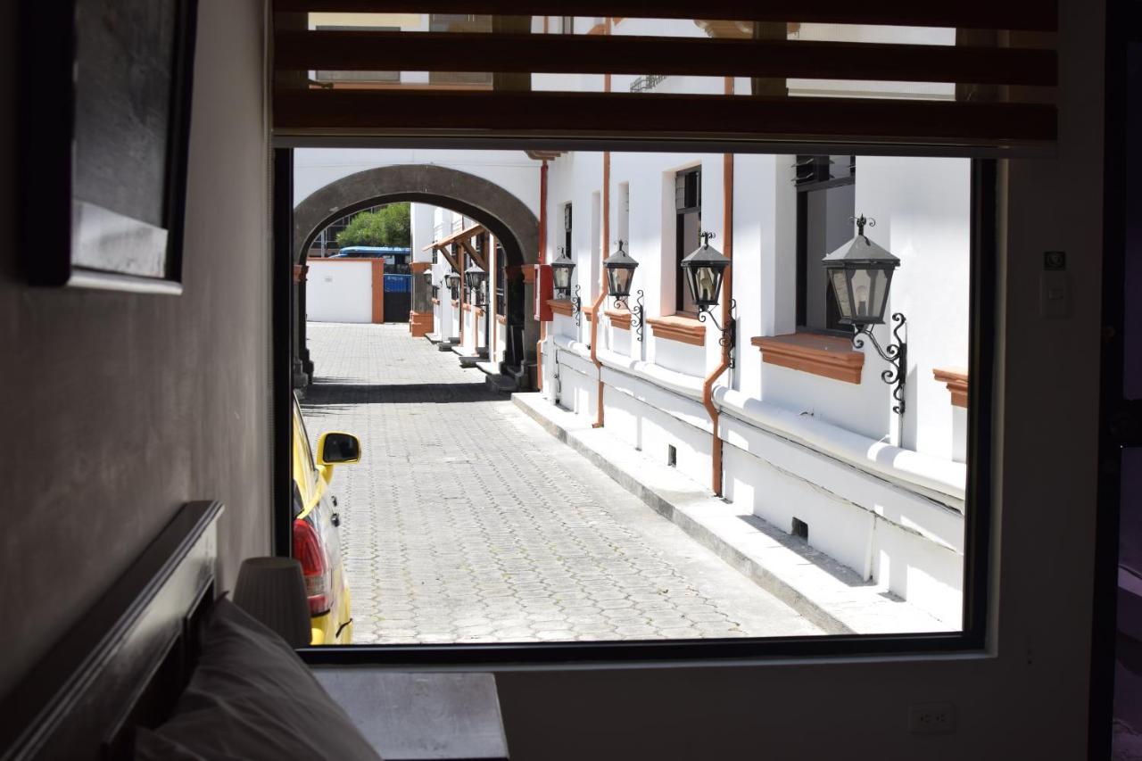 Hotel Ambassador Quito Zewnętrze zdjęcie